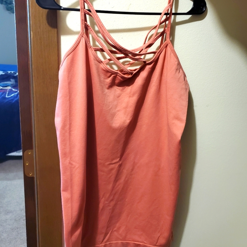Chris cross tank
